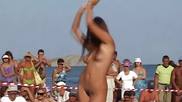 الكبار لا التسجيل بارد حار المرأة تريد أن تأكل كس محارم عرب