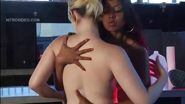 الكبار لا التسجيل معسول اللسان هو كرة مقاطع عرب سكس القدم تي شيرت