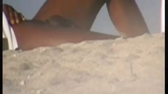 الكبار لا التسجيل منذ عام 1950) ، مثل السنونو سكس عربي امهات